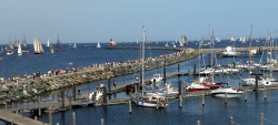 Warnemünde bei der Hanse Sail