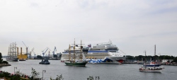 AIDAmar am Passagierkai
