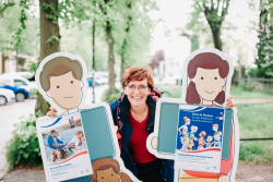 Andrea Wehmer (Amt für Jugend, Soziales und Asyl): Ich gebe jungen Menschen und ihren Familien in Rostock eine Stimme. Genau das macht meine Arbeit attraktiv, abwechslungsreich und herausfordernd.