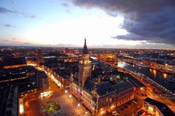Dünkirchen bei Nacht
