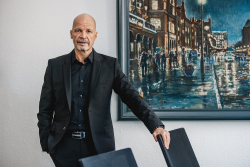 Dr. Chris von Wrycz Rekowski, Erster Stellvertreter der Oberbürgermeisterin, Senator für Finanzen, Digitalisierung und Ordnung