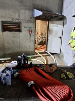 Brand in Mälzerei (Bild: Feuerwehr Rostock)
