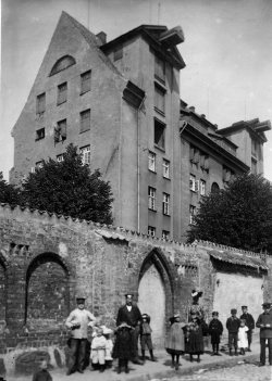 Filmschätze: beim St. Katharinenstift