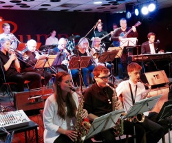 Bigband Amt 44