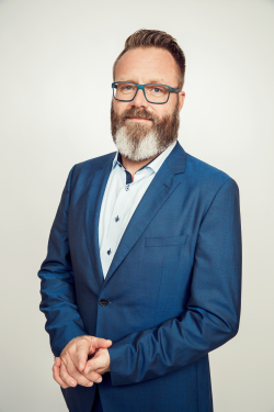 Oberbürgermeister Claus Ruhe Madsen (18)
