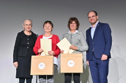 Dank für ehrenamtliches Engagement im Hanse Sail Verein.