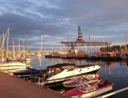 Boote im Stadthafen