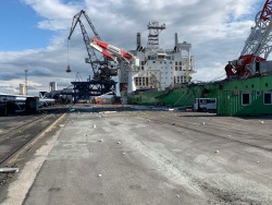 Kaikante an der "Orion" nach dem Unfall.