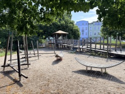 Der Spielplatz Zochstraße soll neugestaltet werden. Der Spielplatz Zochstraße soll neugestaltet werden.