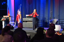 Einbürgerungsempfang am 1. Februar 2024 in der StadtHalle Rostock.