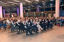 Empfang für die Neubürgerinnen und Neubürger am 2. Februar 2023 in der StadtHalle Rostock. Empfang für die Neubürgerinnen und Neubürger am 2. Februar 2023 in der StadtHalle Rostock.