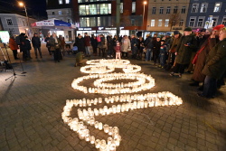"Ein Licht für jede Frau" (Foto 20) "Ein Licht für jede Frau" (Foto 20)
