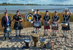 Happy German Bagpipers in Schottischer Tracht