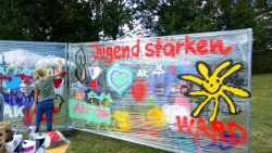 Jugend zeigt Farbe Jugend zeigt Farbe