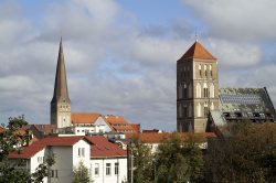 Aufnahme der Niklaikirche und Petrikirche