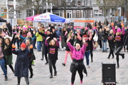 One Billion Rising auf den Rostocker Universitätsplatz (Foto 09) One Billion Rising auf den Rostocker Universitätsplatz (Foto 09)