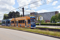 Straßenbahn am Klinikum Südstadt 