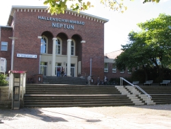 Foto der Schwimmhalle Neptun