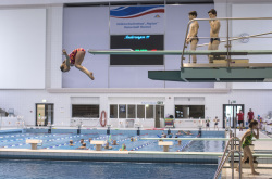 Schwimmhalle