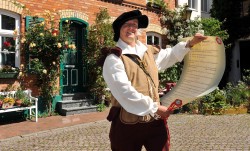 Stadtrundgang in historischen Kostümen zum Stadtgeburtstag 2018