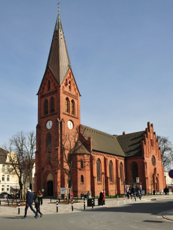 Warnemünde, Kirche