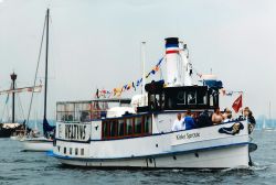 FairTrade-Kaffeefahrt am Sail-Sonntag 2015 mit der Kieler Sprotte